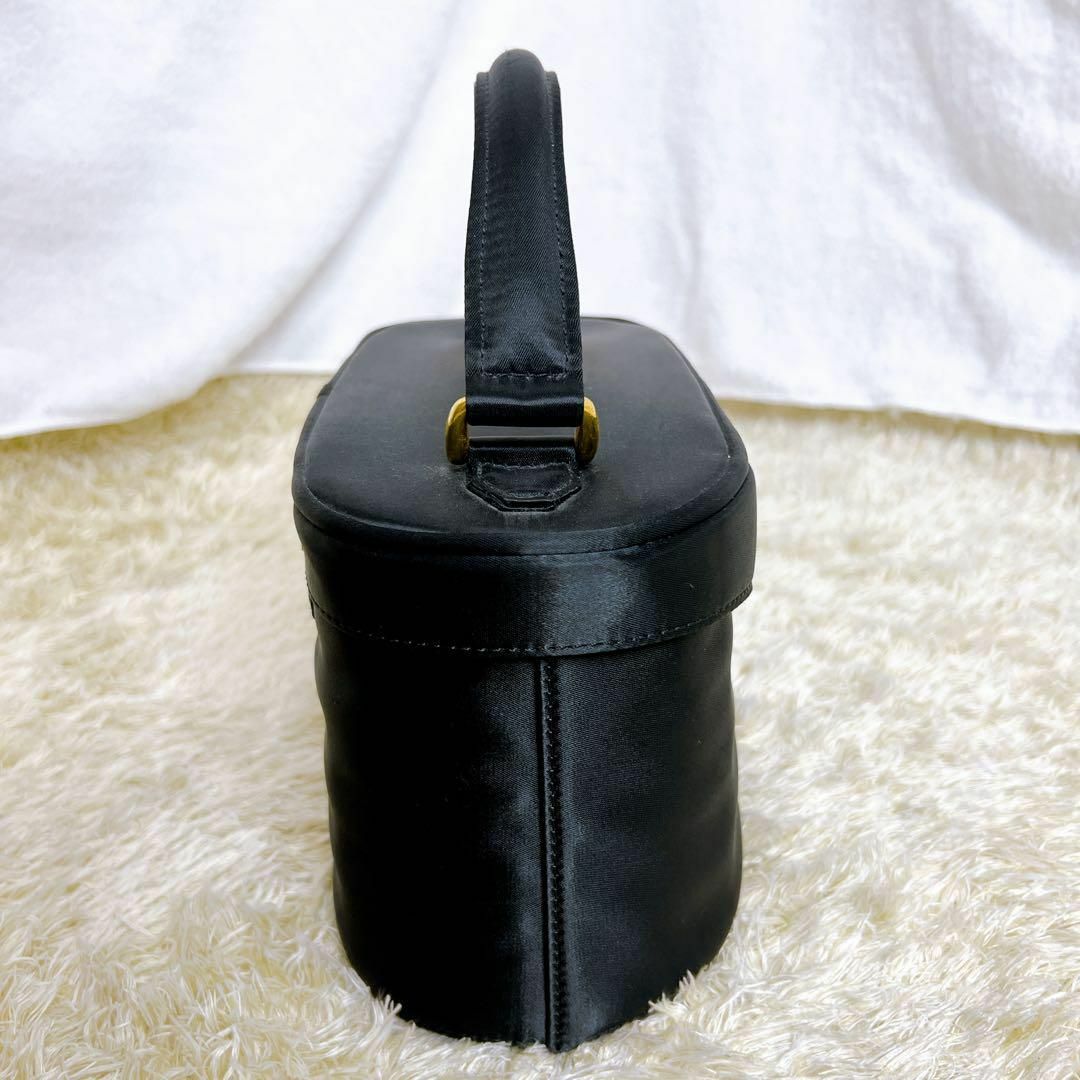 MARY QUANT(マリークワント)の90’s マリークワント　バニティハンドバック　ブラック レディースのバッグ(ハンドバッグ)の商品写真