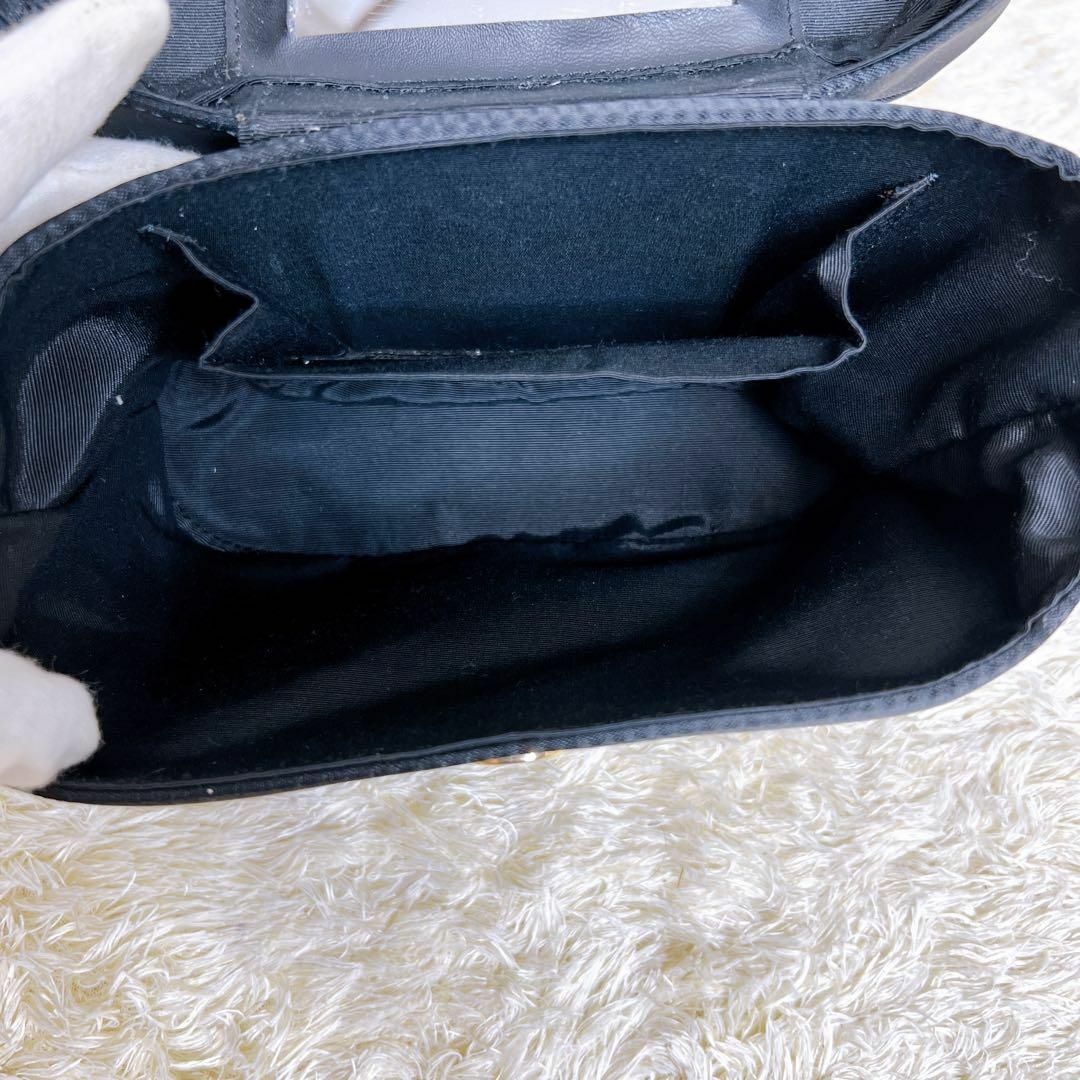MARY QUANT(マリークワント)の90’s マリークワント　バニティハンドバック　ブラック レディースのバッグ(ハンドバッグ)の商品写真