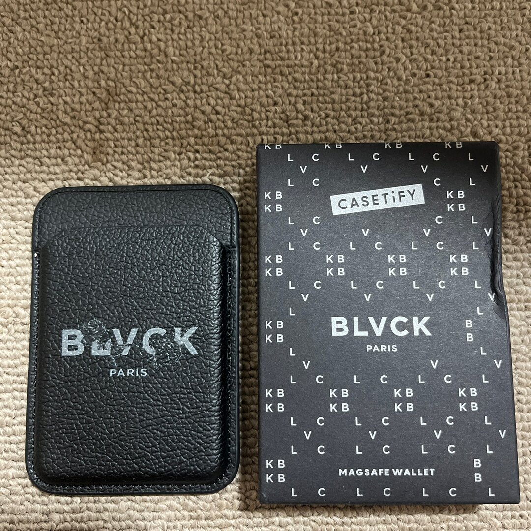 BLVCK Rose MagSafe Wallet