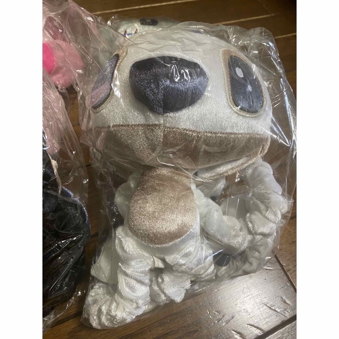 STITCH(スティッチ)のスティッチ ディズニー ぬいぐるみ 白黒 エンジェル スクランプ エンタメ/ホビーのおもちゃ/ぬいぐるみ(ぬいぐるみ)の商品写真