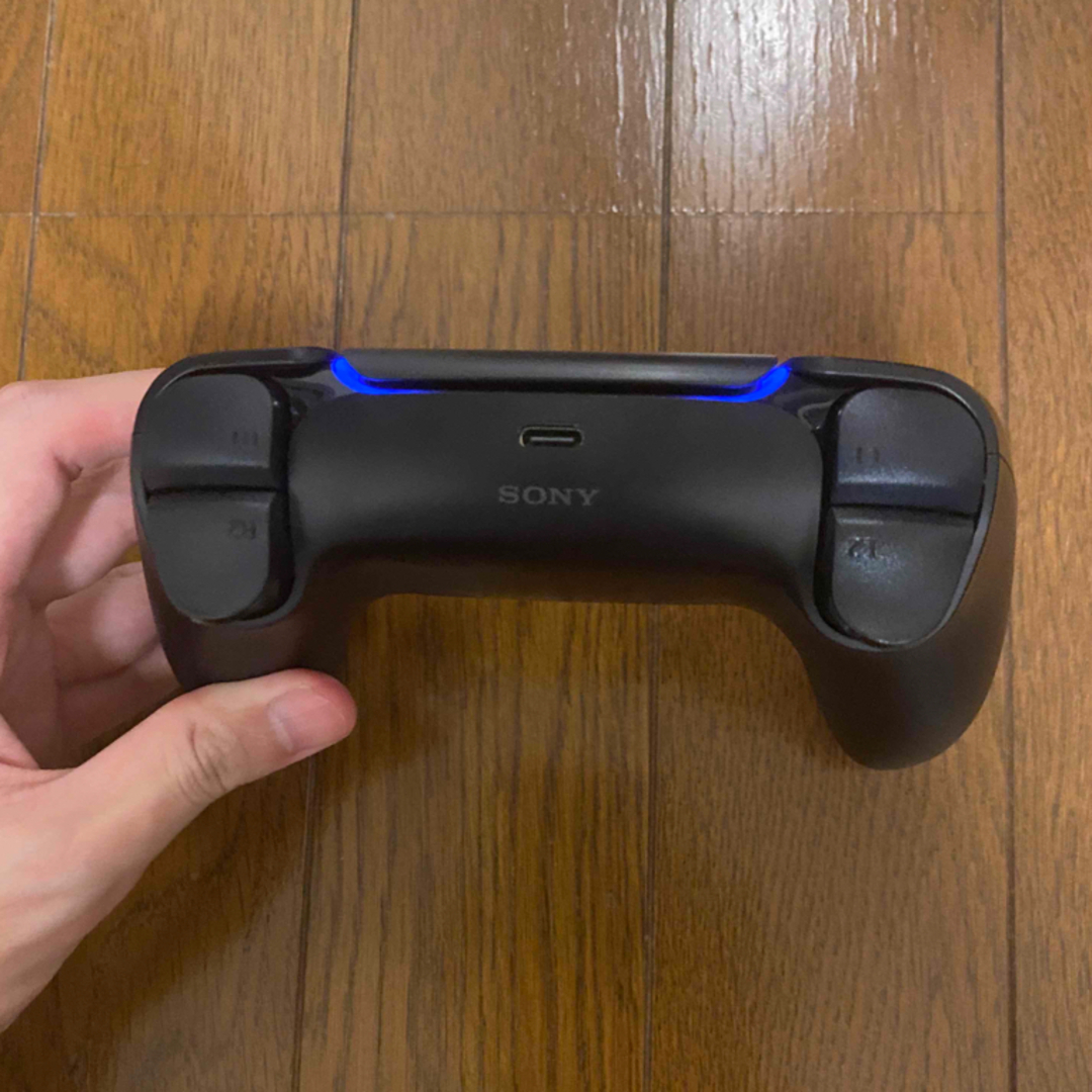 SONY(ソニー)のDualSense PlayStation5 純正コントローラ エンタメ/ホビーのゲームソフト/ゲーム機本体(その他)の商品写真