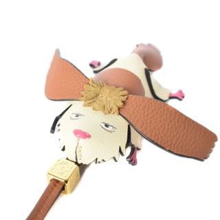 ロエベ(LOEWE)のロエベ ジブリ ハウルの動く城 ヒン バッグチャーム キーホルダー レザー 茶(チャーム)