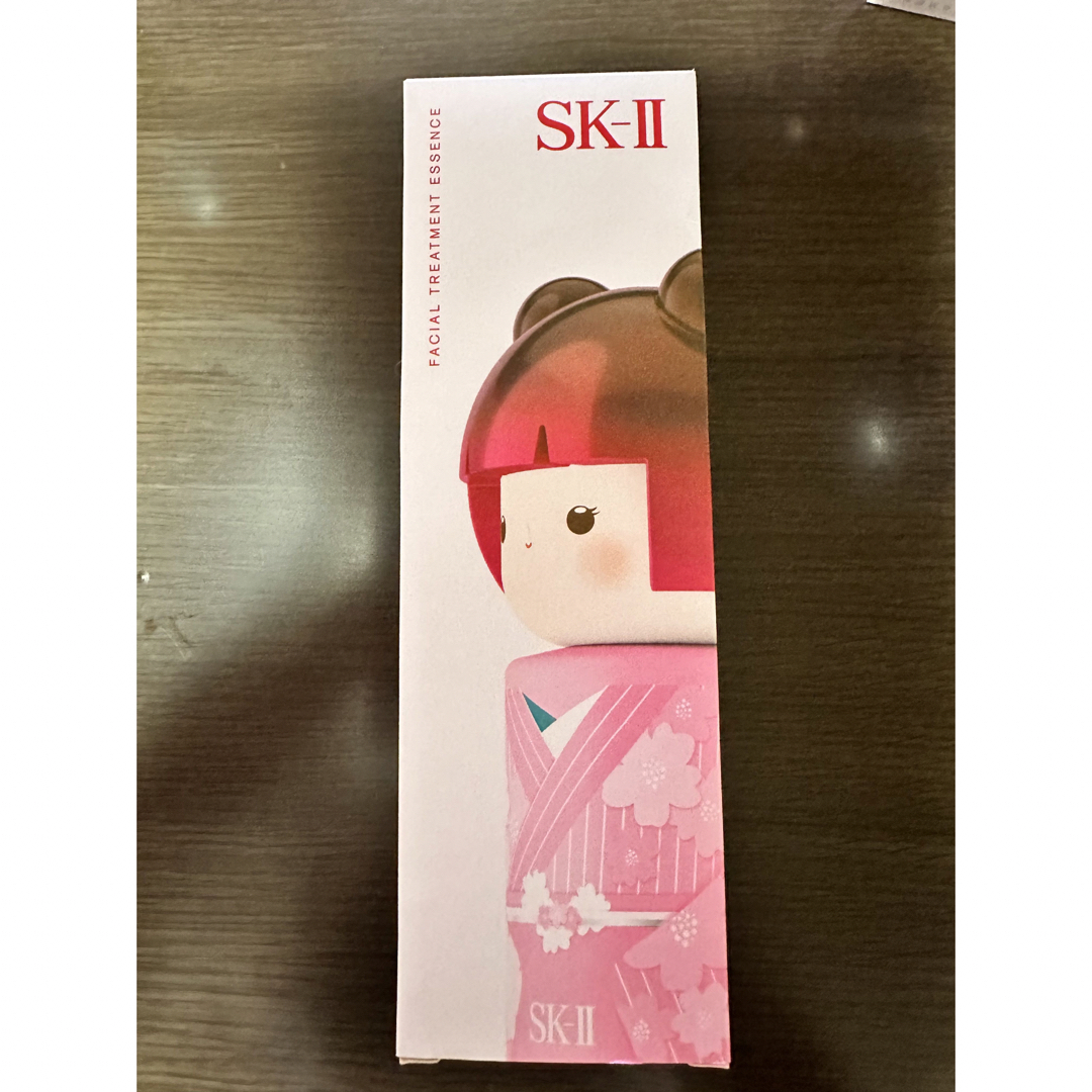 SK-II(エスケーツー)の【tuei様専用】SK-IIフェイシャルトリートメントエッセンス230ml コスメ/美容のスキンケア/基礎化粧品(化粧水/ローション)の商品写真