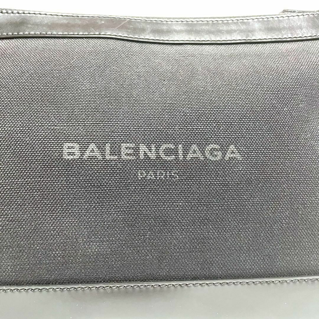 Balenciaga(バレンシアガ)のバレンシアガ 373834 ネイビークリップM クラッチバッグ ロゴ レザー メンズのバッグ(セカンドバッグ/クラッチバッグ)の商品写真