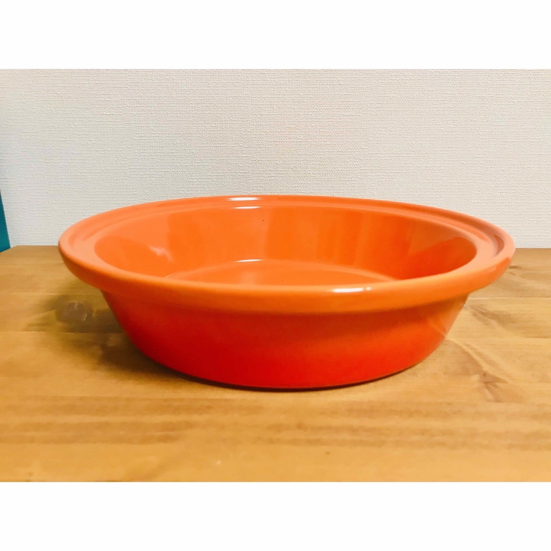 LE CREUSET(ルクルーゼ)の【新年セール】ルクルーゼ    パイディッシュ   23cm  オレンジ インテリア/住まい/日用品のキッチン/食器(食器)の商品写真