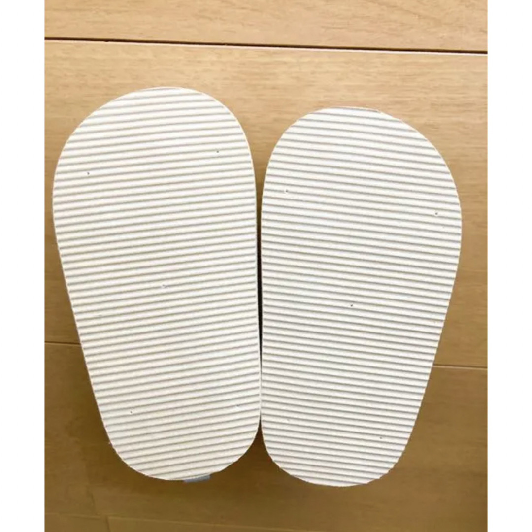 西松屋(ニシマツヤ)のベビーサンダル13cm キッズ/ベビー/マタニティのベビー靴/シューズ(~14cm)(サンダル)の商品写真
