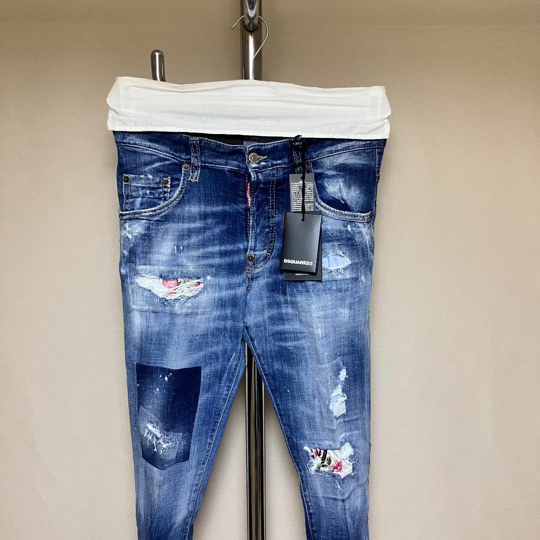 DSQUARED2(ディースクエアード)の新品 42 22ss DSQUARED2 スキニーデニム SKATER 5172 メンズのパンツ(デニム/ジーンズ)の商品写真