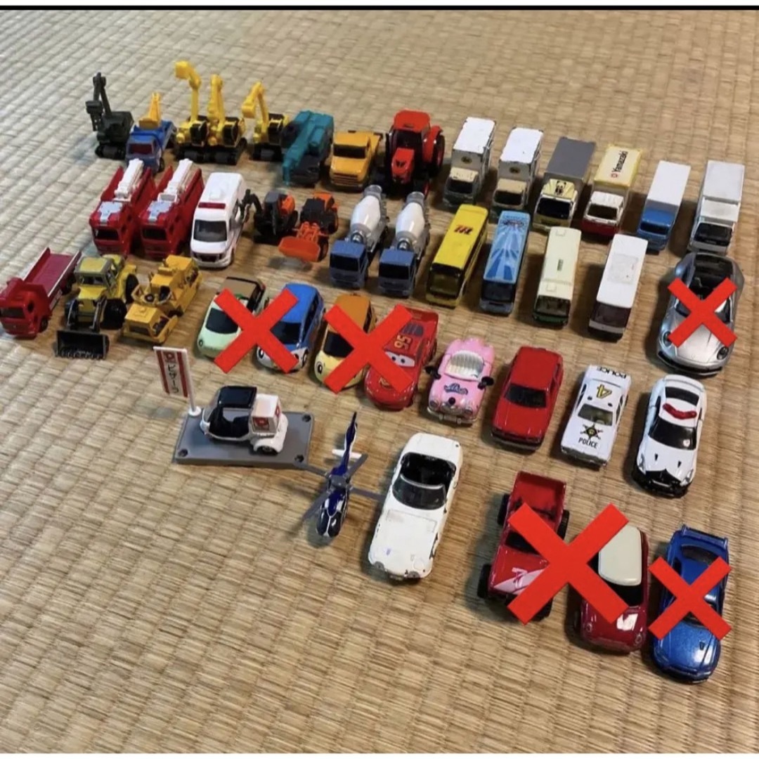 Takara Tomy - 【最終値下】トミカ ミニカー まとめ売り！35台の通販 ...