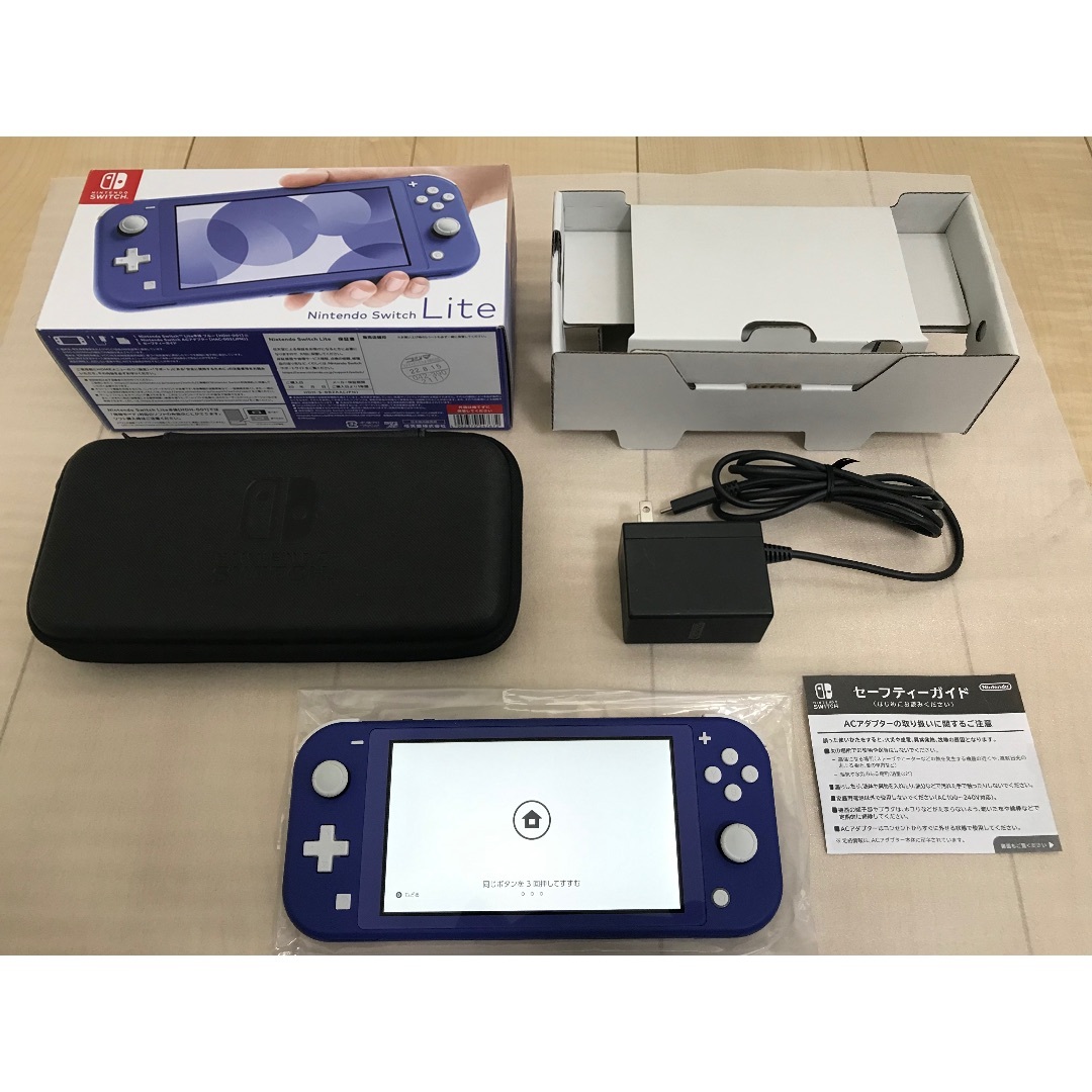 Nintendo Switch - 2022年8月購入✨Switch Liteブルー完品✨専用ケース付