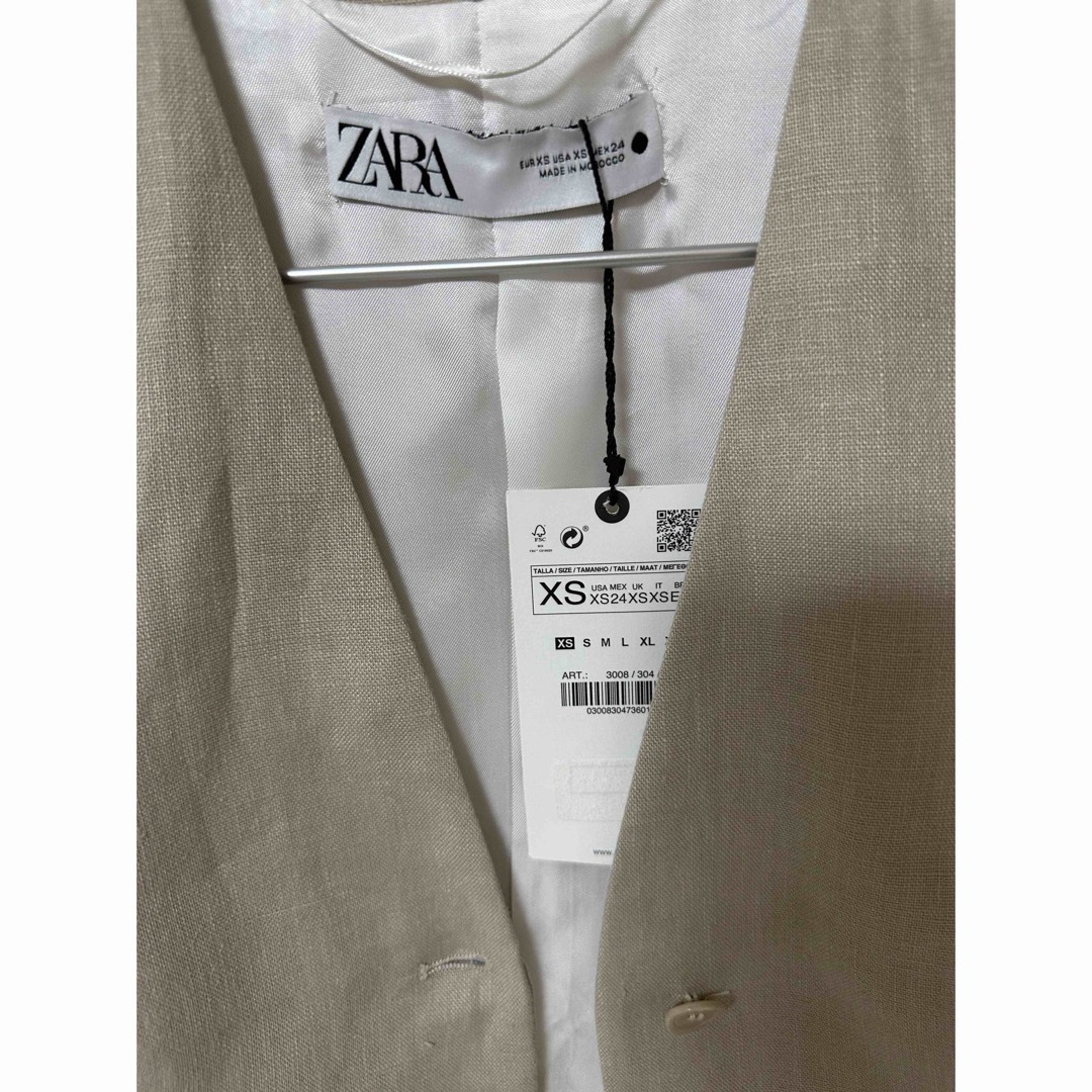 ZARA(ザラ)のクロップドリネンブレザー レディースのジャケット/アウター(ノーカラージャケット)の商品写真