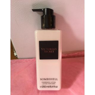 Victoria's Secret - VS BOMBSHELL ボディクリーム♡の通販 by bebe
