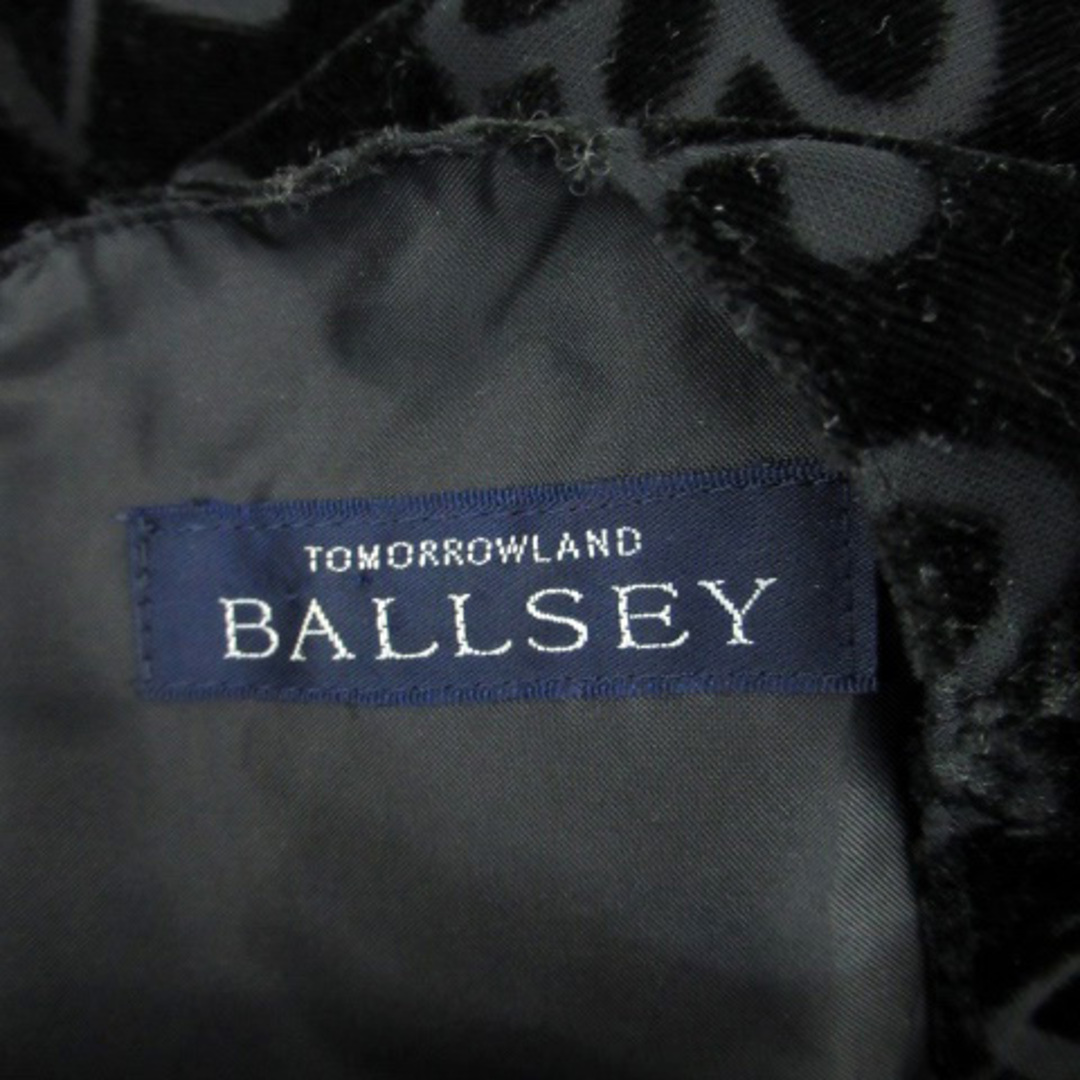 Ballsey(ボールジィ)のボールジー トゥモローランド ワンピース ノースリーブ ミニ丈 花柄 ベロア 黒 レディースのワンピース(ミニワンピース)の商品写真