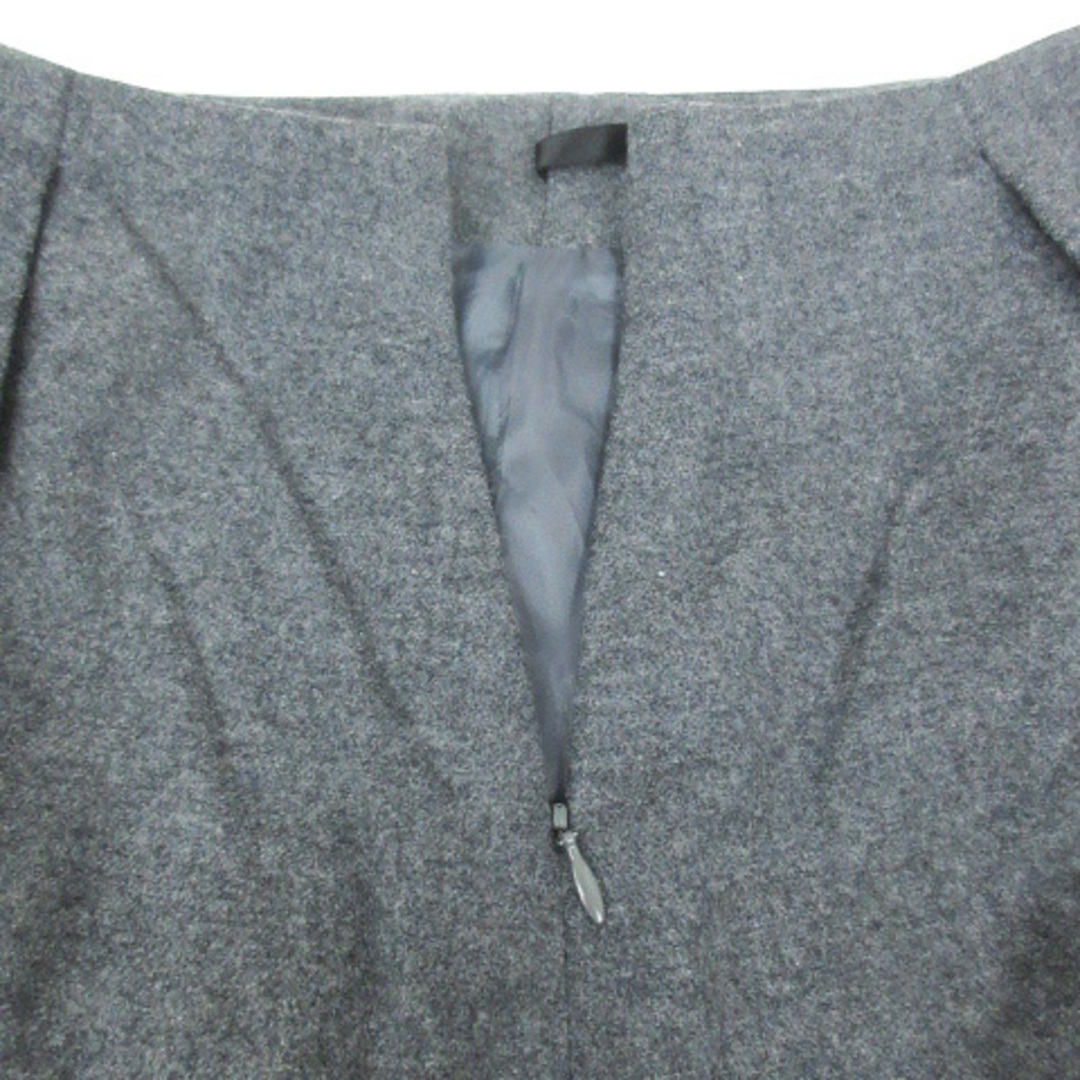 anatelier(アナトリエ)のアナトリエ フレアスカート ミニ丈 リボン 38 バイカラー 杢グレー 黒 レディースのスカート(ミニスカート)の商品写真