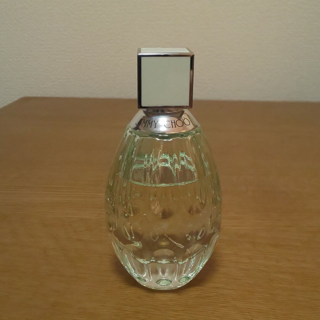 JIMMY CHOO(ジミーチュウ)のジミー チュウ フローラル オードトワレ 60ml コスメ/美容の香水(香水(女性用))の商品写真