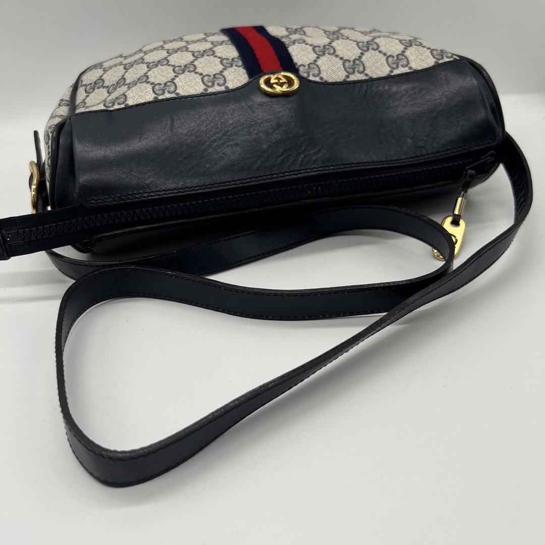 Gucci - 美品!グッチ シェリーライン GGスプリーム ショルダーバッグ