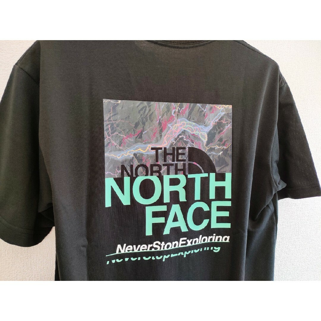 THE NORTH FACE(ザノースフェイス)のL 新品国内正規品ノースフェイス ショートスリーブハーフスウィッチングロゴティー メンズのトップス(Tシャツ/カットソー(半袖/袖なし))の商品写真