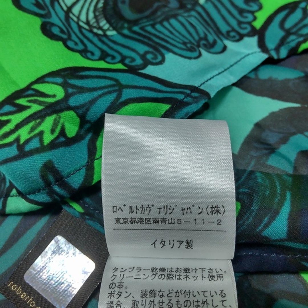 カットソーです美品　Roberto Cavalli　カットソー　42