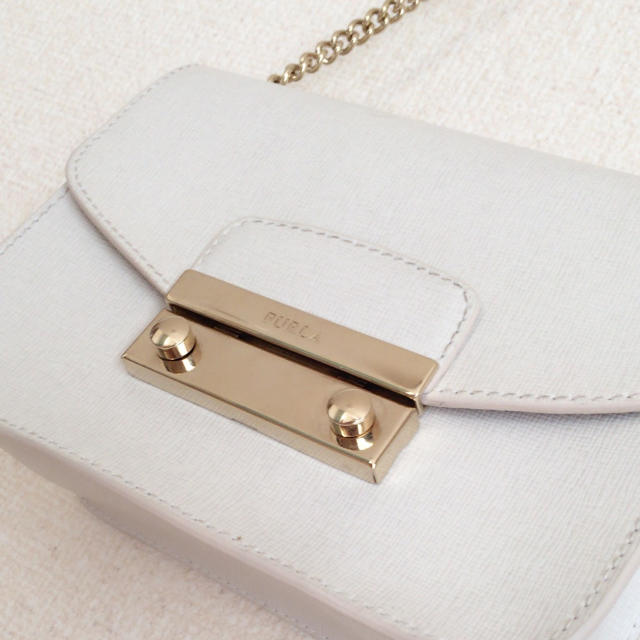Furla(フルラ)のきいろいとり様専用 ♡フルラ♡メトロポリス レディースのバッグ(ショルダーバッグ)の商品写真