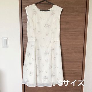 ノエラ(Noela)の【美品】Noela ワンピース　Sサイズ(ひざ丈ワンピース)