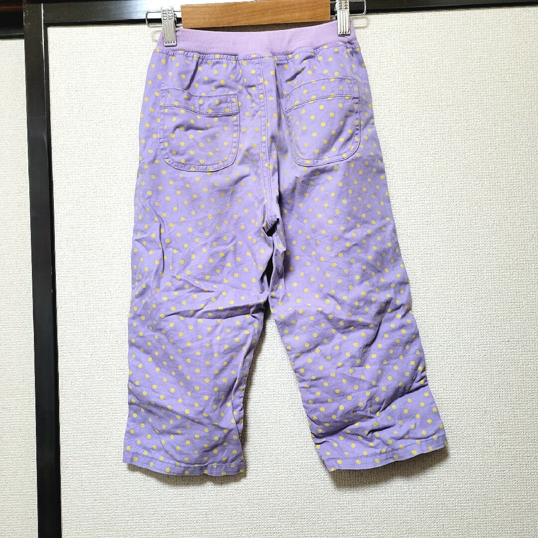 140 紫 ドット クロップドパンツ キッズ/ベビー/マタニティのキッズ服女の子用(90cm~)(パンツ/スパッツ)の商品写真