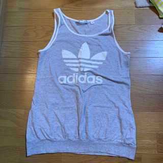 オリジナルス(Originals（adidas）)の3 adidas タンク ロゴにホコリ？取れるか不明(タンクトップ)