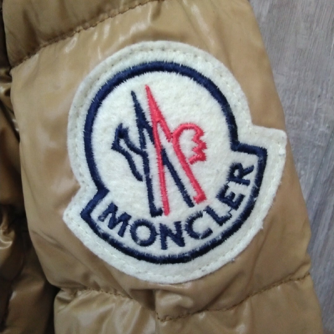 MONCLER(モンクレール)のMONCLERダウンジャケット レディースのジャケット/アウター(ダウンジャケット)の商品写真