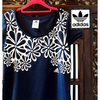 アディダス(adidas)のアディダス モノトーン 花柄 Tシャツ タンクトップ ジャージ (Tシャツ(半袖/袖なし))