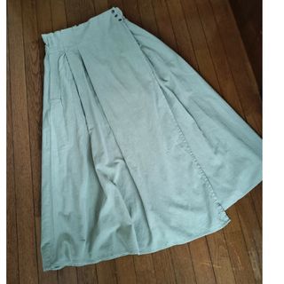 コトリカ(COTORICA.)の新品未使用　タック　ロングスカート(ロングスカート)