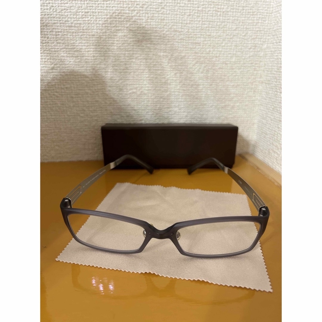 JINS(ジンズ)のJINS   メガネケース付きとピアノ自動演奏2点 メンズのファッション小物(サングラス/メガネ)の商品写真