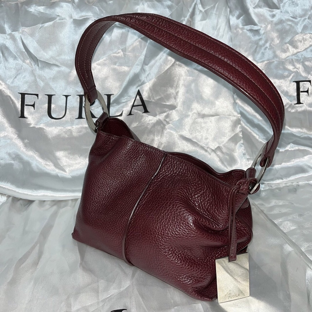 Furla - 極美品 FURLA フルラ ショルダーバッグ 肩掛け レザー 本革の