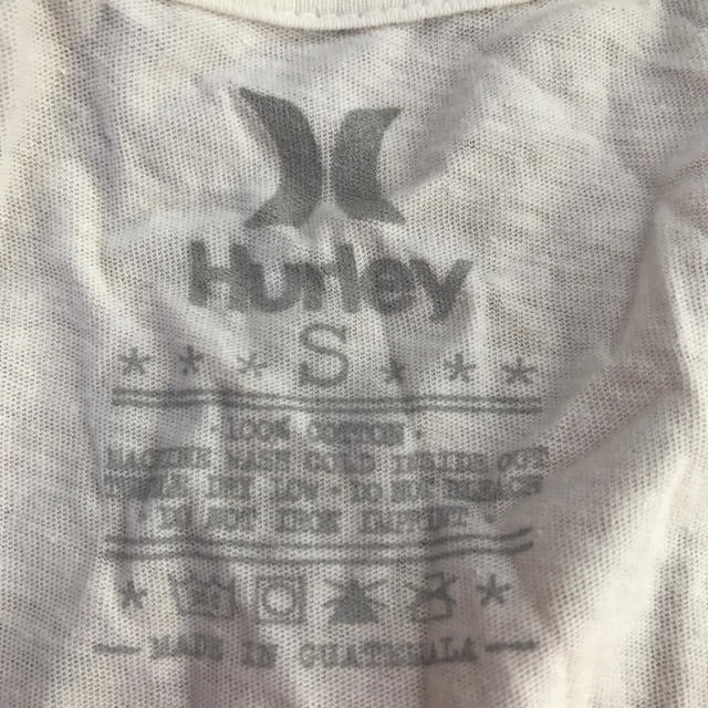 Hurley(ハーレー)のHurley♡VネックTシャツ レディースのトップス(Tシャツ(半袖/袖なし))の商品写真