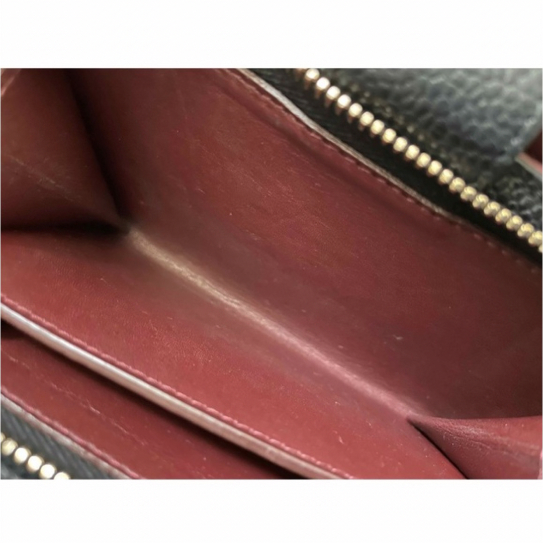CHANEL - CHANEL キャビアスキン 二つ折り財布の通販 by @|シャネル