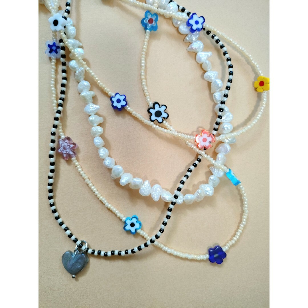 TODAYFUL(トゥデイフル)のcream✕flowerbeadsネックレス ハンドメイドのアクセサリー(ネックレス)の商品写真