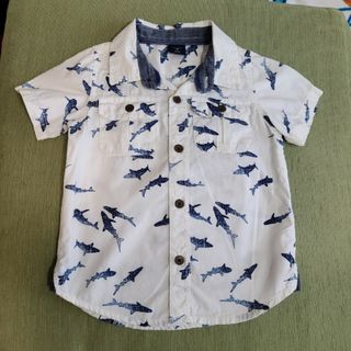 ベビーギャップ(babyGAP)のbabyギャップ　シャーク柄半袖シャツ　90cm(ブラウス)