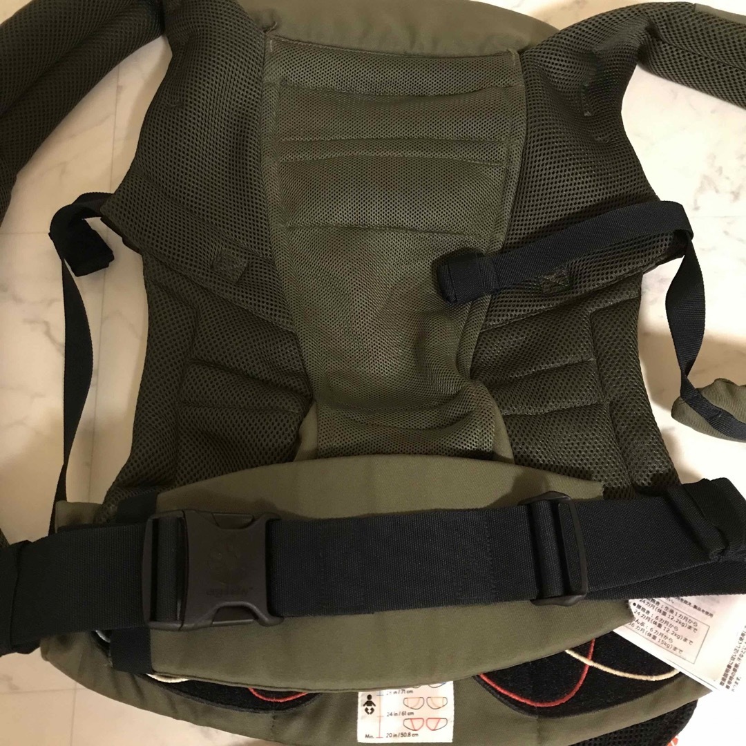Ergobaby - エルゴベビー アダプト クールエアー 日本限定色 カーキの