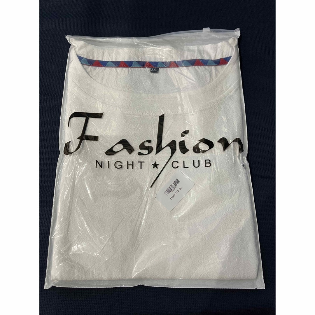 (I) SUKESEM ホワイトTシャツ　2XL シンプル ワンポイント　涼しい メンズのトップス(Tシャツ/カットソー(半袖/袖なし))の商品写真
