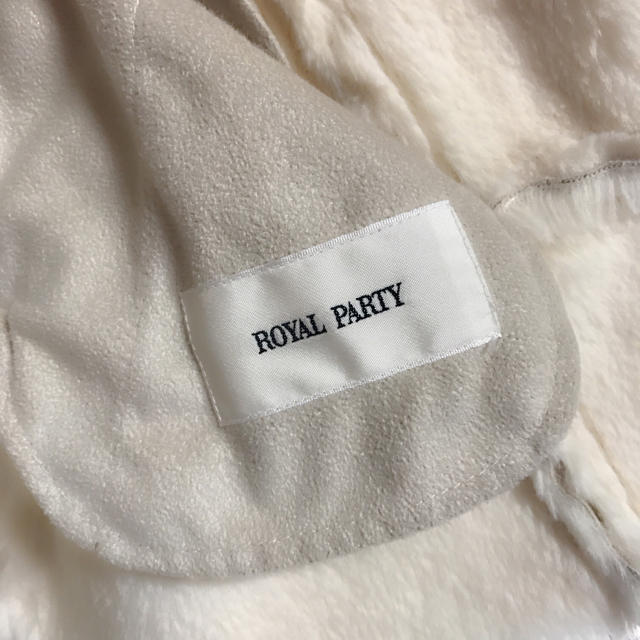 ROYAL PARTY(ロイヤルパーティー)のROYAL PARTY♥ラビットファージャケット レディースのジャケット/アウター(テーラードジャケット)の商品写真