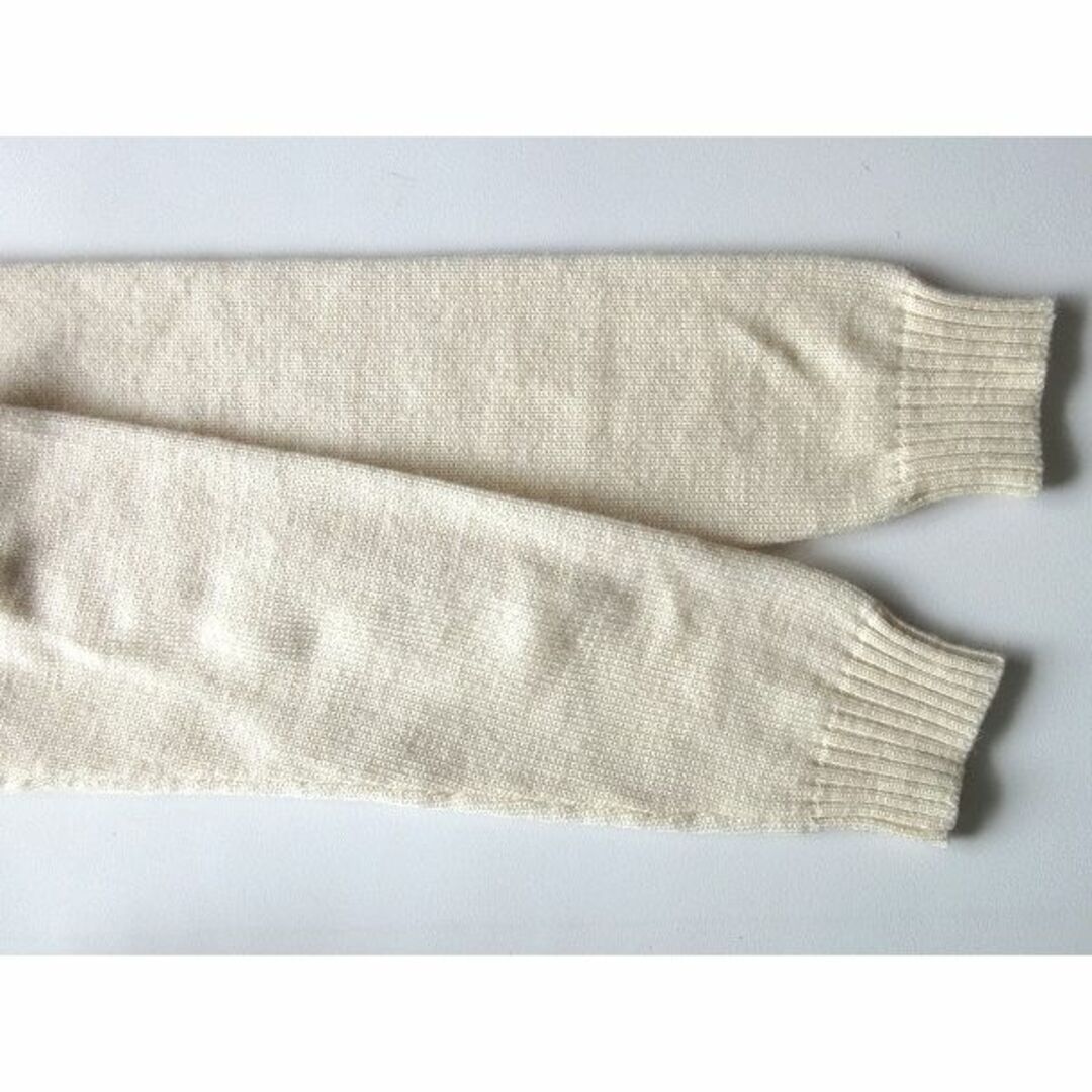 MHL.(エムエイチエル)のMHL. BASIC WOOL ポイントケーブル編み ニット L エクリュ メンズのトップス(ニット/セーター)の商品写真