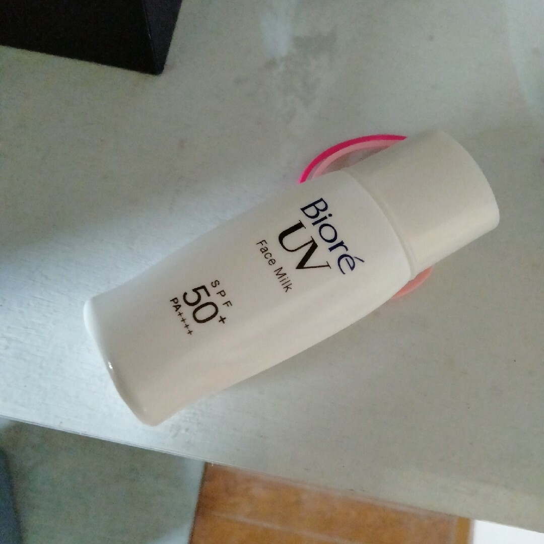 Biore(ビオレ)のビオレさらさらＵVフェイスミルク コスメ/美容のスキンケア/基礎化粧品(乳液/ミルク)の商品写真