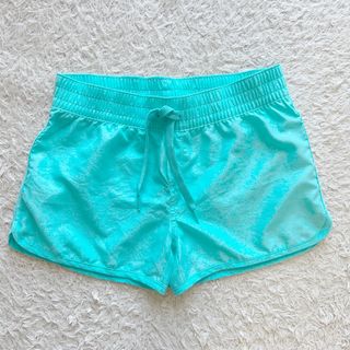 オールドネイビー(Old Navy)の☆中古品☆ OLD NAVYショートパンツ　グリーン系(パンツ/スパッツ)