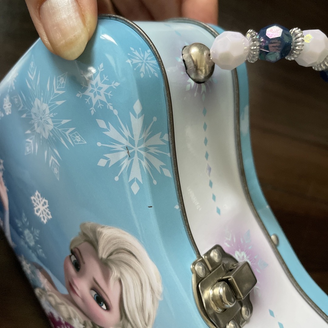 Disney(ディズニー)のアナ雪　缶ハンドバッグ キッズ/ベビー/マタニティのこども用バッグ(その他)の商品写真