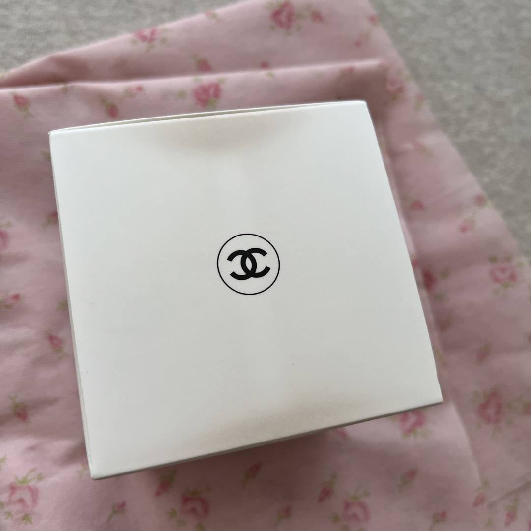 CHANEL(シャネル)のシャネル　CHANEL ロウソク　キャンドル　非売品Diptyque ノベルティ エンタメ/ホビーのコレクション(ノベルティグッズ)の商品写真