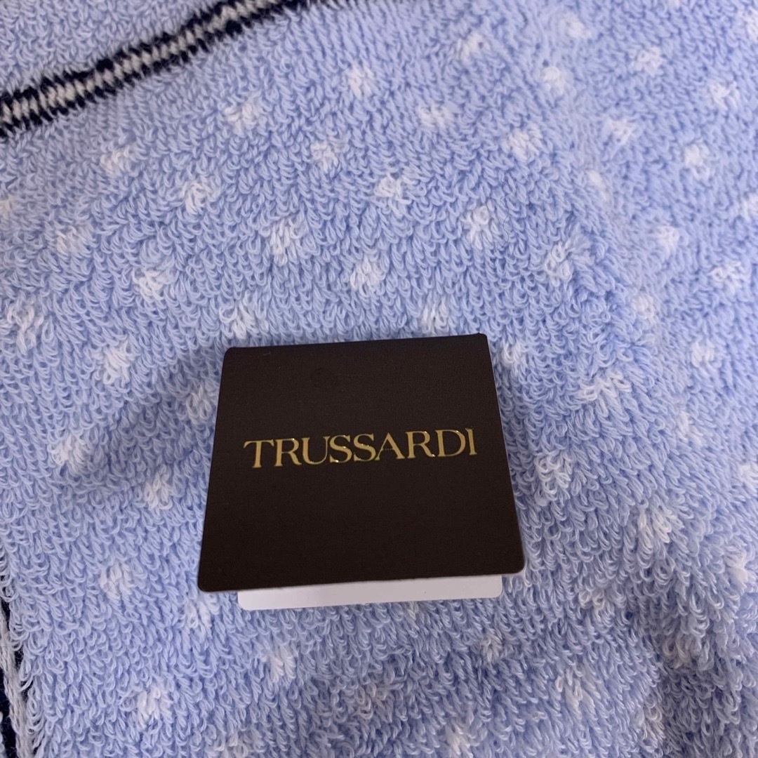 Trussardi(トラサルディ)のトラサルディ　ハンカチ メンズのファッション小物(ハンカチ/ポケットチーフ)の商品写真