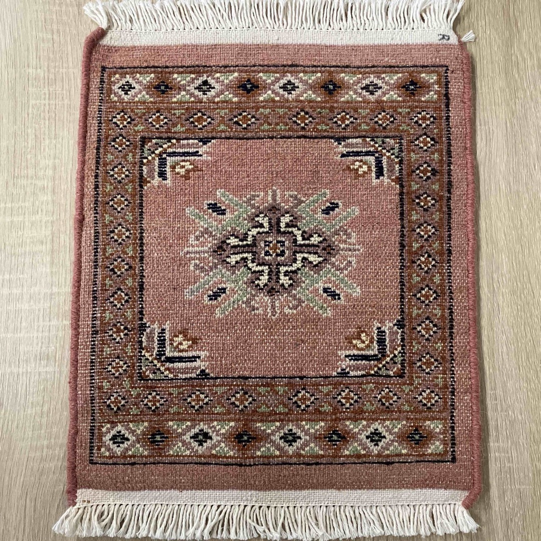 ミニラグ　手織り　絨毯　31cmx38cm 9