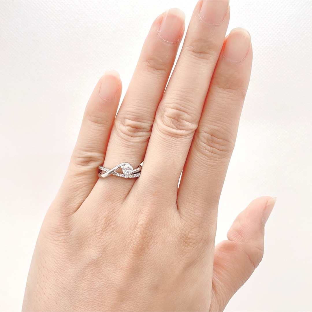 プラチナ　ダイヤモンドリング　0.3カラット レディースのアクセサリー(リング(指輪))の商品写真