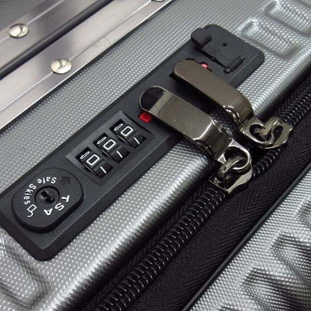 other(アザー)のスーツケース キャリーケース 4輪 USBポート付 前ポケット グレー 同梱不可 メンズのバッグ(トラベルバッグ/スーツケース)の商品写真