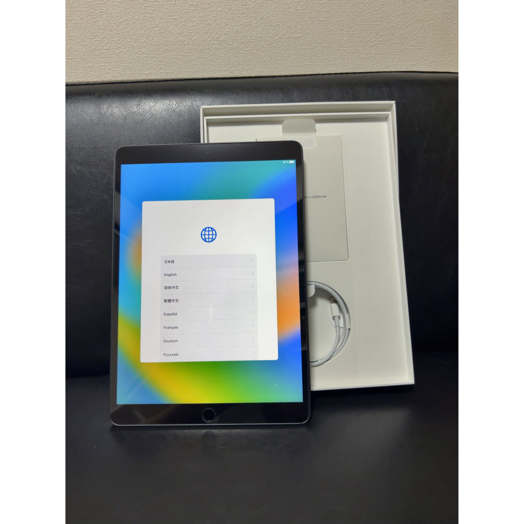 iPadair 3 64GB wifiモデル　ガラスフィルム付き