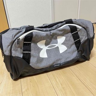 アンダーアーマー(UNDER ARMOUR)のボストンバッグ　大容量　ブラック　グレー(ボストンバッグ)