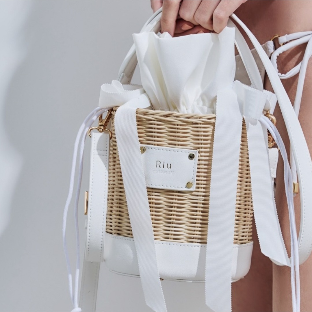 riu rちゃん  Ribbon rattan basket bag