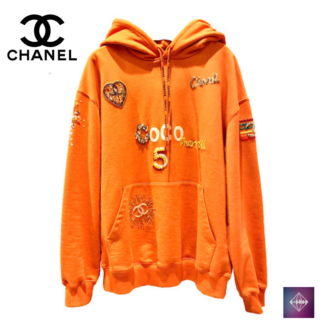 CHANEL - シャネル ファレルウィリアムス コラボ パーカー CHANEL - シャネル ファレルウィリアムス コラボ パーカー